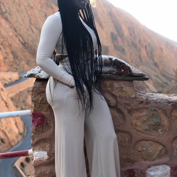 Meet your Posher, Nia - Picture 4 of 11